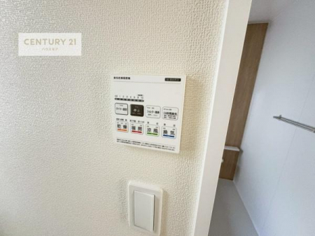 ���̑��@����������g�[���t���Ă��閣�͓I�Ȏd�l�ł��I�~��̓q�[�g�V���b�N�̗\�h�ɂ��g���܂��B
�J�̓��ł������󕨂���������̂ŁA���󕨂����ߍ��݂ɂ����I