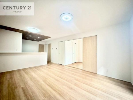 ���r���O�@�L�X�_�C�j���O�X�y�[�X�I������肨�H���B�΂��������y�������Ԃ��߂����܂��B���X�̔���������܂��I