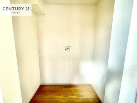 ���[�@�E�H�[�N�C���N���[�[�b�g�t���ł��B��������̂��m���Ȃǂ����[���Ă��������ł��ˁI���ɂ���@�������ȂǋG�ߕ��̑傫�ȉƓd�����[�ł��܂��I