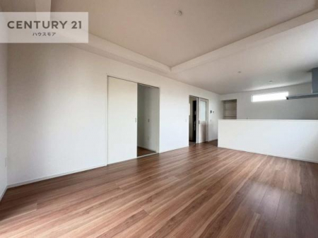 ���r���O�@�L�X�_�C�j���O�X�y�[�X�I������肨�H���B�΂��������y�������Ԃ��߂����܂��B���X�̔���������܂��I