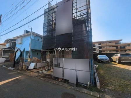 ���ԏ�@���ԃX�y�[�X��2�䕪����܂��I�Z�J���h�J�[�͂������A�o�C�N�⎩�]�ԂȂǂ��u���ꏊ�ɍ���܂���B