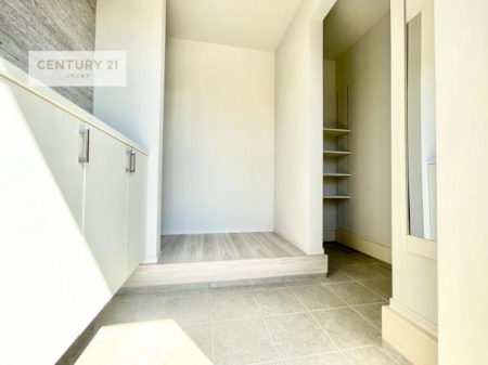 ���ց@���ċA���Ă��Ă��A�������܁I�����������Ȃ�A�D�����}������Ă�����ԂɂȂ��Ă��܂��B
���邭��������錺�ւł��I