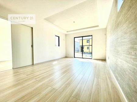 ���r���O�@�傫�ȑ����炽���Ղ�̗z���������閾�邢���r���O�B�J�����̂��郊�r���O�ŉƑ��c���̂��났�̎��Ԃ��߂����܂��I�����w�\�ł��I���񌻒n�ŗz������Ȃǂ��̊����������܂��I