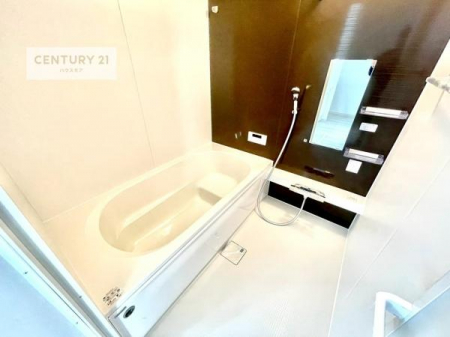 �����@�������������l�̕��͋C�̃o�X���[���́A�����o�Ă��ăo�X�^�C�����[���I
���d���撣���Ă��邲�J���ɂ��D�݂̓����̓����܂����āA�y����ł݂Ă͂������ł��傤���H