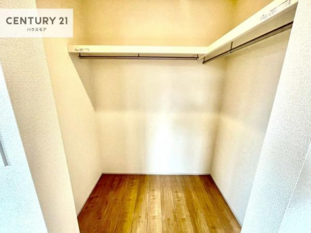 ���[�@�E�H�[�N�C���N���[�[�b�g�t���ł��B��������̂��m���Ȃǂ����[���Ă��������ł��ˁI���ɂ���@�������ȂǋG�ߕ��̑傫�ȉƓd�����[�ł��܂��I