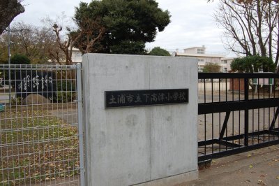 ���ӊ��@-