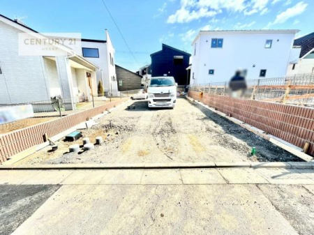 ���ԏ�@���ԃX�y�[�X��6�䕪����܂��I�Z�J���h�J�[�͂������A�o�C�N�⎩�]�ԂȂǂ��u���ꏊ�ɍ���܂���B