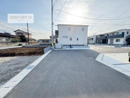 ���̑����n�@�O�ʓ��H6���~4���I�z����ǍD�ȗ��n�ł��B
�Ԍɓ��ꂪ���ȕ������S�ł��ˁB