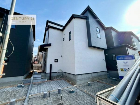 ���ԏ�@���ԃX�y�[�X��2�䕪����܂��I�Z�J���h�J�[�͂������A�o�C�N�⎩�]�ԂȂǂ��u���ꏊ�ɍ���܂���B