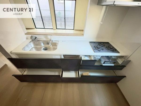 �L�b�`���@���[�X�y�[�X���L�x�ŁA�����X�y�[�X���X�b�L���ƕЕt���Ђ�`�����p�ł��܂��I
���K�ɍ�Ƃ��ł��܂��I�����̗���������܂��I