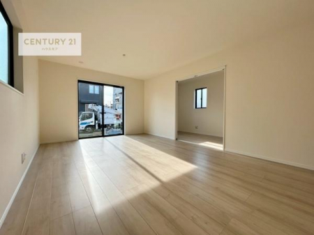 ���r���O�@�S�n�ǂ����r���O�͉Ƒ������R�ƏW�܂�܂��B�Ƒ��c�R�̎��Ԃ����������ł��B���Ƒ��ƁA����w�[���������Ԃ��߂��������ł��ˁB