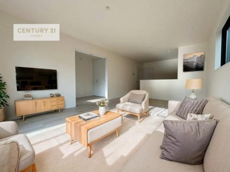 ���r���O�@�Ƌ��CG�p�[�X�ł��B��؂ȉƑ����W�܂邩�炱��LDK�ɂ͂�����肽���B
�q�����������C�ɏ΂��Ȃ��瑖�����Ă���p�����������u�L���Ƃɂ��ėǂ������v�Ǝv���u�Ԃł��B