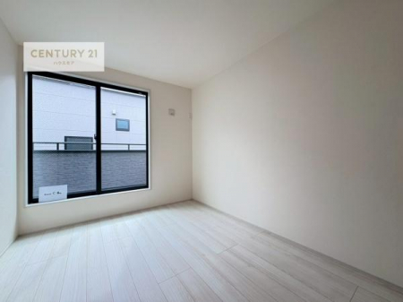 �m���@�傫�ȑ����炽���Ղ�Ɨz�����������݁A�����𖾂邭�S�n�悢��Ԃɉ��o���܂��B�����͎��R�̌��ɕ�܂�Ȃ���A�C�����悭�������Ƃ��߂������������邨�����ł��B