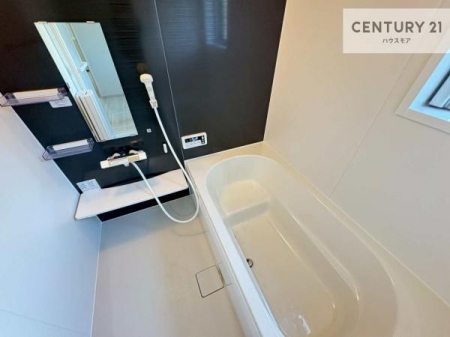 �����@�������������l�̕��͋C�̃o�X���[���́A�����o�Ă��ăo�X�^�C�����[���I
���d���撣���Ă��邲�J���ɂ��D�݂̓����̓����܂����āA�y����ł݂Ă͂������ł��傤���H