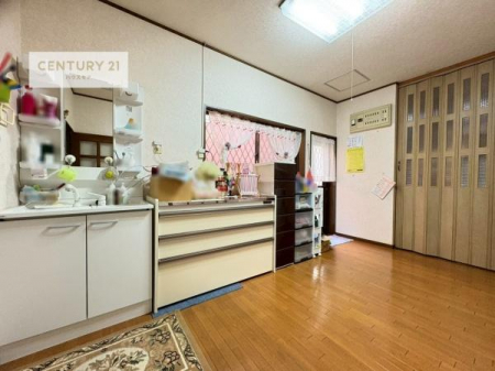 �L�b�`���@������t���ŁA�S�~�o����ו��̔������X���[�Y�B�Ǝ������̗ǂ����������L�b�`���ł��B