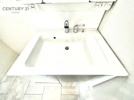 ���ʑ�E���ʏ��@�[�����ʑ�{�E���́A�������˂ɂ����̂ł�����ꂪ�y�X�I���������ۂĂ܂��I
�L���C�Ȑ��ʏ��Ŏ��������̃��`�x�[�V�������オ��܂��ˁI�y���n�̔���J�Ò��z