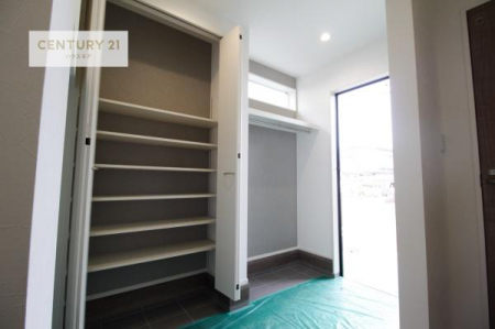 ���ց@�V���[�Y�C���N���[�N�t���ł��I�V���[�Y�����łȂ��x�r�[�J�[��܂��ݎ��]�Ԃ��X�b�L���ƕЕt�����܂��ˁI���֎��肪�X�b�L�����ĎP�u����̃X�y�[�X�����܂��ˁI