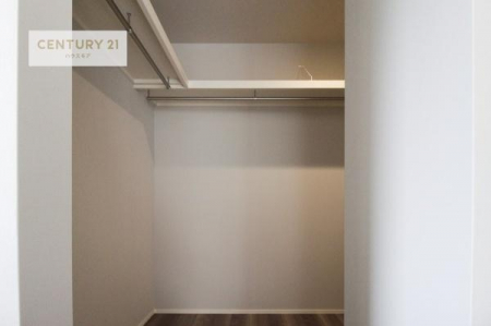 ���[�@�E�H�[�N�C���N���[�[�b�g�t���ł��B��������̂��m���Ȃǂ����[���Ă��������ł��ˁI���ɂ���@�������ȂǋG�ߕ��̑傫�ȉƓd�����[�ł��܂��B