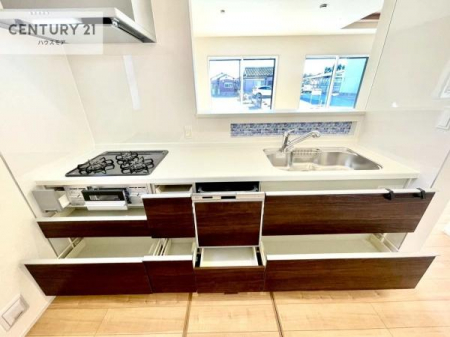 �L�b�`���@���[�X�y�[�X���L�x�ŁA�����X�y�[�X���X�b�L���ƕЕt���Ђ�`�����p�ł��܂��I
���K�ɍ�Ƃ��ł��܂��I�����̗���������܂��I