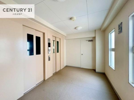 ���̑����p���@�G���x�[�^�[�����ŁA���X�̈ړ������K�B
�����̓��₨�ו��̑������ł��A�X���[�Y�ɂ��A��������܂��I