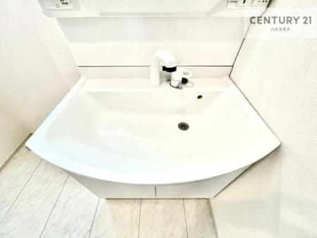 ���ʑ�E���ʏ��@�[�����ʑ�{�E���́A�������˂ɂ����̂ł�����ꂪ�y�X�I���������ۂĂ܂��I
�L���C�Ȑ��ʏ��Ŏ��������̃��`�x�[�V�������オ��܂��ˁI