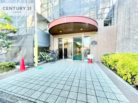 �G���g�����X�@��؂Ȃ��q�l�����o�}������G���g�����X�B�L�X���Ă��ĊJ����������܂��ˁI����]�̕����܂Ƃ߂Ă��ē��B
���₢���킹�ɑ��Ή����܂��I���҂������܂���I