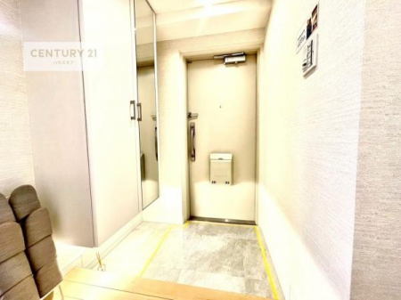 ���ց@�V���[�Y�{�b�N�X�t���Ȃ̂ŁA���ւ��Еt�����|�������₷���ł��I
�X�b�L���������ւŌ˂��J�����u�ԁA�������̂���S�n������Ԃ��o�}���Ă���܂��B

