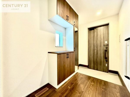 ���ց@�y���n�̔���J�Ò��z
�V���[�Y�{�b�N�X�t���Ȃ̂ŁA���ւ��Еt�����|�������₷���ł��I
�X�b�L���������ւŌ˂��J�����u�ԁA�������̂���S�n������Ԃ��o�}���Ă���܂��B
