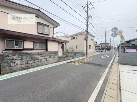 ���̑����n�@�O�ʓ��H��6���I�z����ǍD�ȗ��n�ł��B
�Ԍɓ��ꂪ���ȕ������S�ł��ˁB