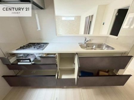 �L�b�`���@���[�X�y�[�X���L�x�ŁA�����X�y�[�X���X�b�L���ƕЕt���Ђ�`�����p�ł��܂��I
���K�ɍ�Ƃ��ł��܂��I�����̗���������܂��I