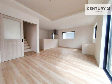 ���r���O�@�L�X�_�C�j���O�X�y�[�X�I������肨�H���B�΂��������y�������Ԃ��߂����܂��B���X�̔���������܂��I