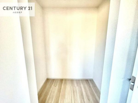 ���[�@�E�H�[�N�C���N���[�[�b�g�t���ł��B��������̂��m���Ȃǂ����[���Ă��������ł��ˁI���ɂ���@�������ȂǋG�ߕ��̑傫�ȉƓd�����[�ł��܂��I