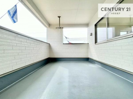 �o���R�j�[�@���[�t�o���R�j�[�I�������t���Ă���̂ŁA�}�ɉJ���~���Ă��G��ɂ������S�I�������������J�b�g���Ă����̂ŁA���V�C�̗ǂ����́A���O�֏o�Đ[�ċz����̂��悳�����ł��I