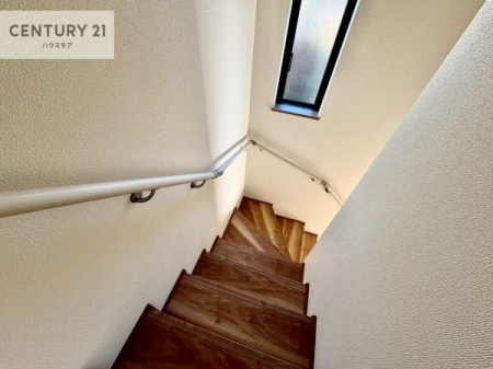 ���̑����ρ@�K�i�͖��邭�萠������Ă��܂��B���q�l�₲�N�z�̕������S���Ă����p�����܂��ˁB