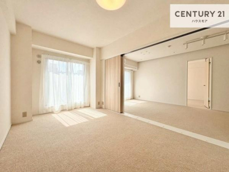 �Q���@�o���R�j�[�ɖʂ��Ă���m���ł��B���邭�����肪����A���C����������ł��܂��I���N���āA�O�ɏo�Ĕw�L�т����[�ċz�����ǂ������}������邱�Ƃ��ł��܂��B