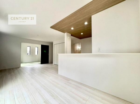 ���r���O�@�L�X�_�C�j���O�X�y�[�X�I������肨�H���B�΂��������y�������Ԃ��߂����܂��B���X�̔���������܂��I