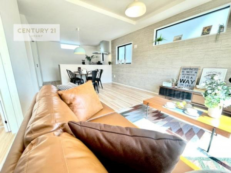 ���r���O�@�V�䍂�ŊJ�������ӂ�郊�r���O�B�L�X�Ƃ�����Ԃł��Ƒ��������Ƃ��߂������������܂��B