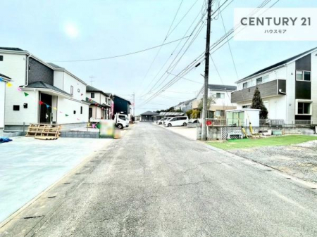 ���̑����n�@�O�ʓ��H��6���I�z����ǍD�ȗ��n�ł��B
�Ԍɓ��ꂪ���ȕ������S�ł��ˁB