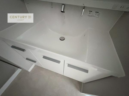 ���ʑ�E���ʏ��@�[�����ʑ�{�E���́A�������˂ɂ����̂ł�����ꂪ�y�X�I���������ۂĂ܂��I
�L���C�Ȑ��ʏ��Ŏ��������̃��`�x�[�V�������オ��܂��ˁI