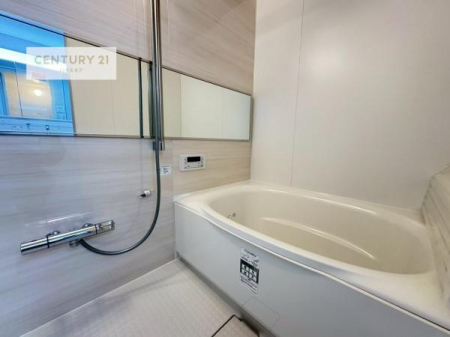 �����@1���̔�����������Ɩ����Ă���闁���ł��B
�������̑f�G�ȃ����N�[�[�V�����ꏊ�ł��I