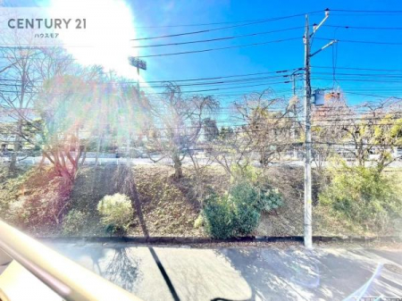 �Z�˂���̒��]�ʐ^�@���ꂽ���ɂ͐�������n����J���I�Ȏ��Ԃ��y���߂܂��B�C�����̗ǂ������ʂ蔲����X���݂ł��I
