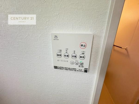 ���̑��@����������g�[���t���Ă��閣�͓I�Ȏd�l�ł��I�~��̓q�[�g�V���b�N�̗\�h�ɂ��g���܂��B
�J�̓��ł������󕨂���������̂ŁA���󕨂����ߍ��݂ɂ����I