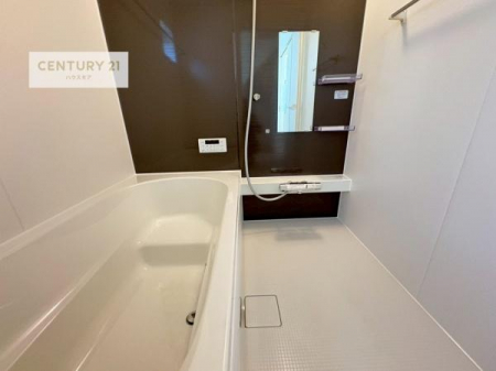 �����@�������������l�̕��͋C�̃o�X���[���́A�����o�Ă��ăo�X�^�C�����[���I
���d���撣���Ă��邲�J���ɂ��D�݂̓����̓����܂����āA�y����ł݂Ă͂������ł��傤���H