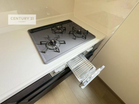 �L�b�`���@�R�����͎O������̂ł������̓����i�s���ł��܂��B
�������O�����t���ł��B�����X�y�[�X���L�X���Ă���׍�Ƃ����₷���I�g�����肪�ǂ��V�X�e���L�b�`���ł��I