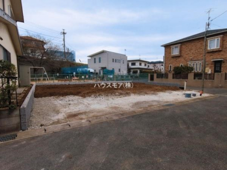 ���ԏ�@���ԃX�y�[�X��2�䕪����܂��I�Z�J���h�J�[�͂������A�o�C�N�⎩�]�ԂȂǂ��u���ꏊ�ɍ���܂���B