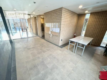 ���r�[�@��؂Ȃ��q�l�����o�}�����郍�r�[�B����]�̕����܂Ƃ߂Ă��ē��B���₢���킹�ɑ��Ή����܂��I���҂������܂���I���Ђ��C�y�ɂ��₢���킹���������܂��B