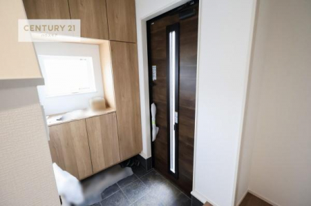 ���ց@�V���[�Y�{�b�N�X�t���Ȃ̂ŁA���ւ��Еt�����|�������₷���ł��I
�X�b�L���������ւŌ˂��J�����u�ԁA�������̂���S�n������Ԃ��o�}���Ă���܂��B