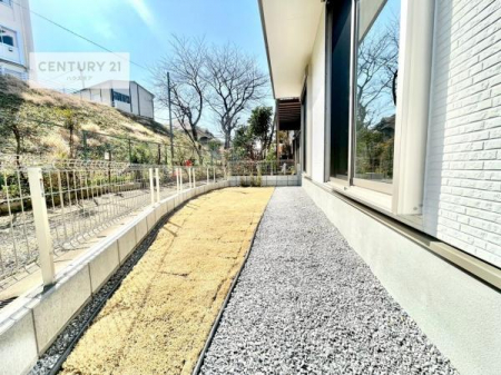 ��@�z������ǍD�Ȃ���ł��I���ꂽ���ɂ͐�������n����J���I�Ȏ��Ԃ��y���߂܂��B