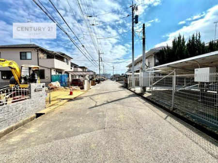 ���̑����n�@�O�ʓ��H5.9���I�z����ǍD�ȗ��n�ł��B
�Ԍɓ��ꂪ���ȕ������S�ł��ˁB