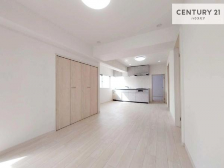 ���r���O�@�S�n�ǂ����r���O�͉Ƒ������R�ƏW�܂�܂��B�Ƒ��c�R�̎��Ԃ����������ł��B���Ƒ��ƁA����w�[���������Ԃ��߂��������ł��ˁB